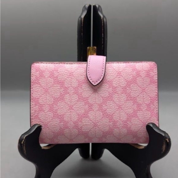 Kate Spade Pink Patterned Wallet - Picture 2 of 7